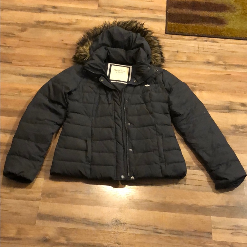 Abercrombie&Fitch Navy Blue coat with fur hood!